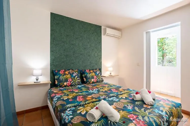 Residence La Baie De Ti T Anse ポワント・ノワール 0*,